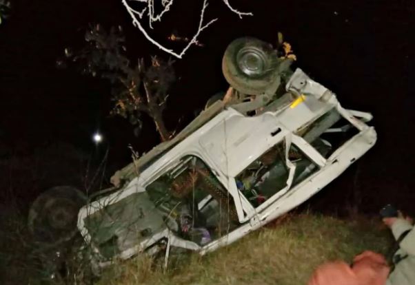 बारातियों से भरा वाहन खाई में गिरने से यहां हुआ दर्दनाक हादसा, दो की मौत