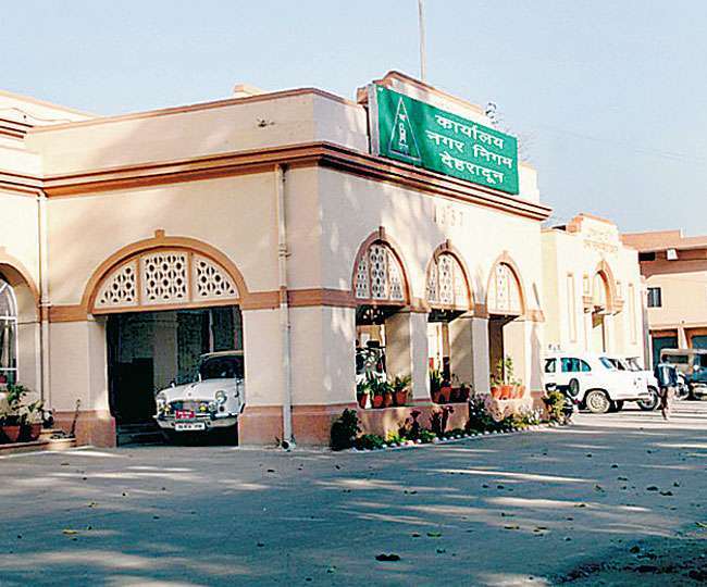 दून स्कूल समेत पैसेफिक मॉल से नगर निगम ने वसूला तीन लाख रुपये का जुर्माना, पढ़िए पूरा मामला