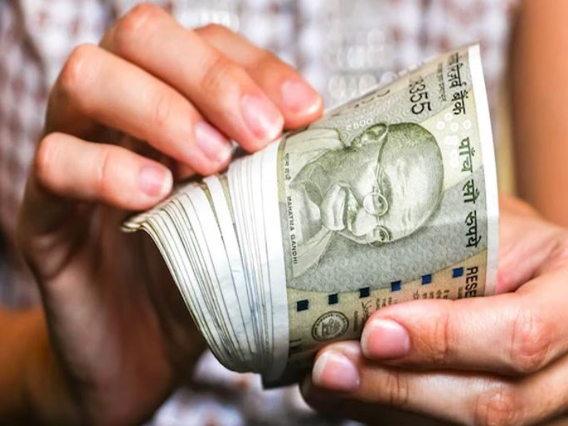 खुशखबरी! अब Unmarried लोगों को भी मिलेगी पेंशन, जानिए कैसे