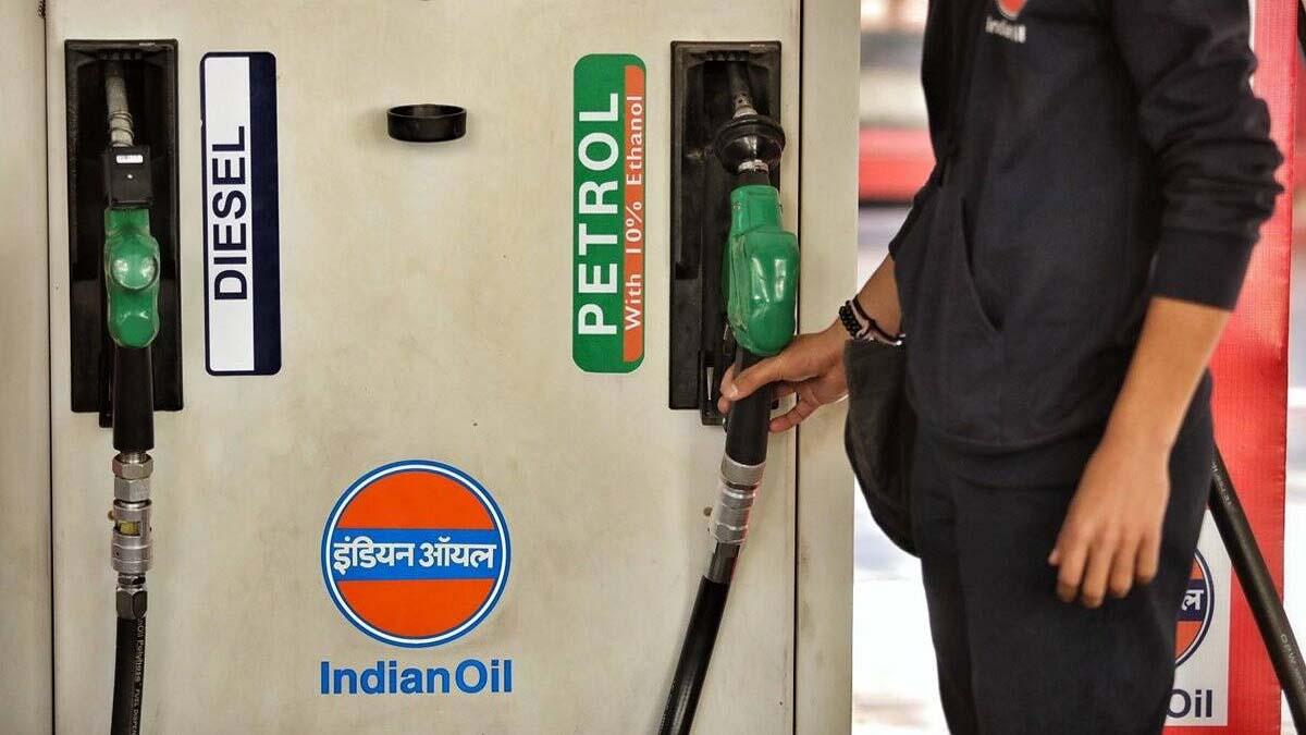 Petrol-Diesel Price: कच्‍चे तेल के दाम में गिरावट…. सस्‍ता हुआ पेट्रोल और डीजल