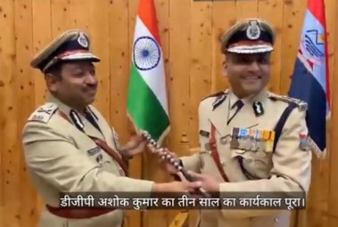 कार्यवाहक डीजीपी अभिनव कुमार ने संभाली उत्तराखंड पुलिस की कमान, अशोक कुमार ने सौंपी बैटन