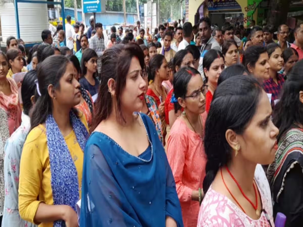 उत्तराखंड में बीएड वालों को हाईकोर्ट का झटका, प्राइमरी शिक्षक भर्ती में अयोग्य करार