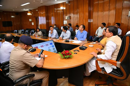 सीएम धामी की अध्यक्षता में हुई प्रदेश मंत्रिमंडल की बैठक, इन प्रस्तावों पर लगी मुहर