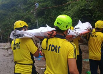 केदारनाथ यात्रा मार्ग पर चीड़वासा में हुआ भूस्खलन से हुआ हादसा, 3 की मौत 8 घायल