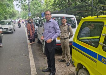 स्कूली वाहनों के विरुद्ध आरटीओ ने चलाया अभियान  82 वाहनों के चालान व 04 वाहन सीज