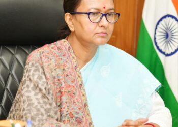 मुख्य सचिव  राधा रतूड़ी ने सचिवालय में राज्य कार्यकारिणी समिति की बैठक में राज्य आपदा मोचन निधि (एसडीआरएफ) एवं राज्य आपदा न्यूनीकरण के विभिन्न प्रस्तावों पर अनुमोदन दिया