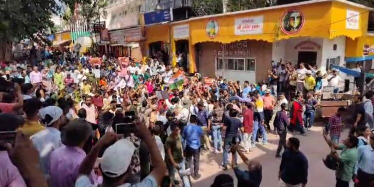 भू-कानून को लेकर ऋषिकेश में स्वाभिमान महारैली…सड़कों प उतरे हजारों लोग