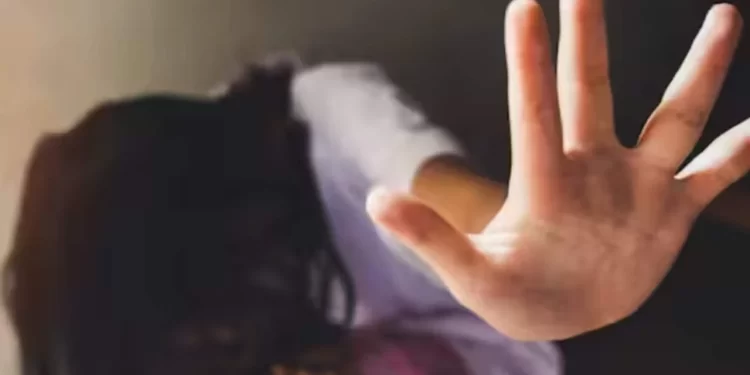 रास्ते में किशोरी से छेड़छाड़ करता था युवक, घर में घुसकर दुष्कर्म की कोशिश, मुकदमा दर्ज