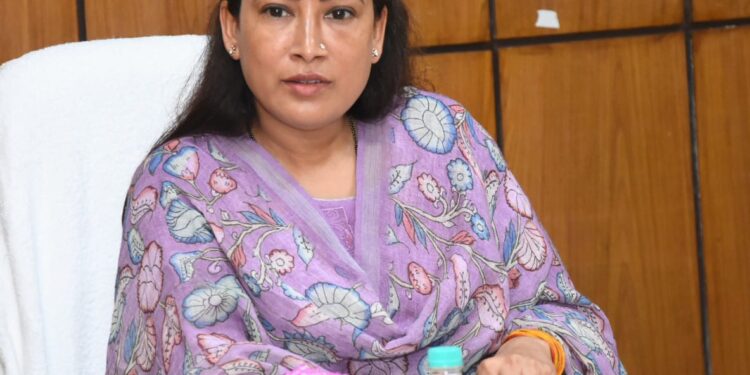उत्तराखंड से बड़ी खबर जल्द ही महिलाओं को समर्पित हो सकती है महिला नीति