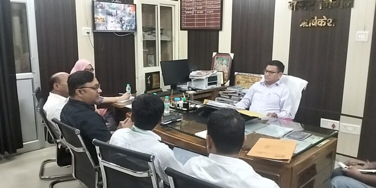 राष्ट्रीय स्वच्छ वायु कार्यक्रम के अंतर्गत नगर निगम ऋषिकेश में नगर स्तरीय समिति की बैठक का आयोजन किया गया 