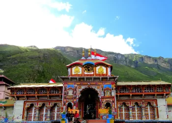 दशहरे के दिन तय किए जाएंगे कब होंगे बद्रीनाथ के कपाट बंद