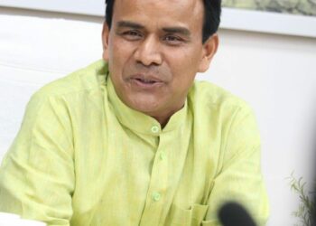 दून व हरिद्वार मेडिकल कॉलेज में मिले एक दर्जन विशेषज्ञ चिकित्सक