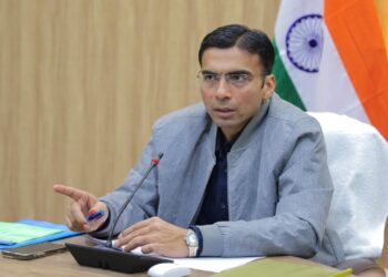 सरकारी अस्पतालों में स्वास्थ्य के लिए डीएम ने दिए सख्त निर्देश