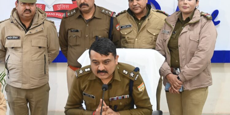 बच्चे का अपहरण कर उसे बेचने वाले गिरोह का दून पुलिस ने किया पर्दाफाश
