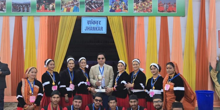 राष्ट्रीय रंगशाला शिविर, नई दिल्ली में सांस्कृतिक कार्यक्रम में उत्तराखण्ड के झांकी के कलाकारों को मिला द्वितीय पुरस्कार