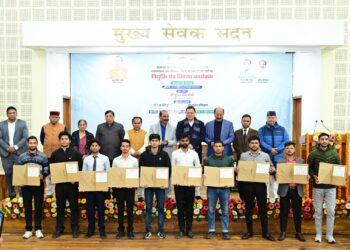 मुख्यमंत्री  पुष्कर सिंह धामी ने 530 चयनित अभ्यर्थियों को नियुक्ति पत्र किए वितरित।