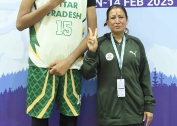 मैच देखने पहुंची खेल मंत्री रेखा आर्या, खिलाड़ियों की करी हौसला अफजाई