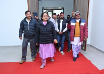 विधानसभा सत्र की समाप्ति के बाद देहरादून से गैरसैण पहुंची विधानसभा अध्यक्ष ऋतु खंडूरी