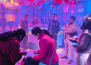 उत्तराखंड एसएसपी दून के निर्देशों पर स्पा सेंटरों की आकस्मिक चेकिंग हेतु दून पुलिस ने चलाया अभियान