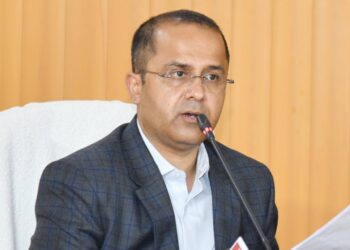 गर्मियों में पेयजल समस्याओं के समाधान के लिए सचिव ने दिए निर्देश