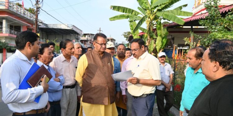 कैबिनेट मंत्री गणेश जोशी ने नींबूवाला में विकास कार्यों का लिया जायजा, दिए आवश्यक निर्देश