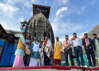 चार आईएएस अधिकारियों को चार धामों की जिम्मेदारी