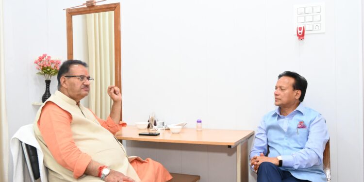 पंतनगर विश्वविद्यालय ने वर्ल्ड रैंकिंग में लगाई ऊंची छलांग, कृषि मंत्री गणेश जोशी ने दी बधाई