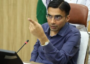 आईएसबीटी जलभराव से स्थायी निजात की ओर: डीएम सविन बंसल की मॉनिटरिंग में रफ्तार पकड़ता ड्रेनेज प्रोजेक्ट