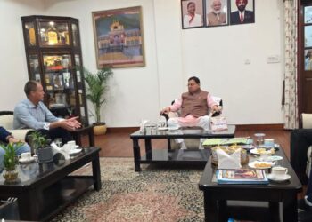 जयडे हैकेट की मुख्यमंत्री पुष्कर सिंह धामी से मुलाकात , उत्तराखंड में वर्ल्ड क्लास बंजी जंपिंग प्रोजेक्ट्स की संभावनाओं पर चर्चा