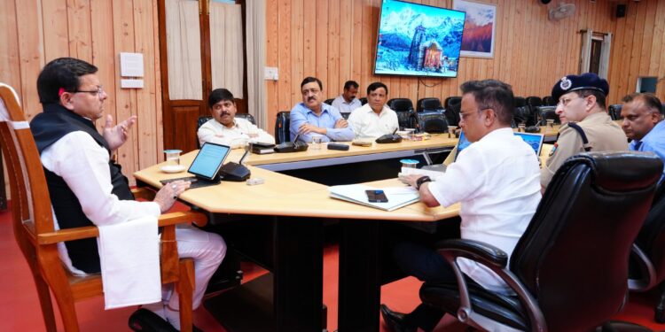 मुख्यमंत्री धामी ने दिए अवैध पाकिस्तानी नागरिकों की पहचान कर तत्काल कार्रवाई के निर्देश