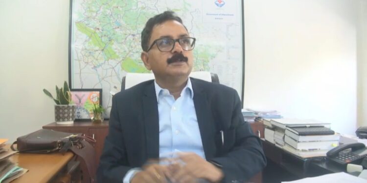 चारधाम यात्रा में श्रद्धालुओं की सुरक्षा सर्वोपरि, सड़क सुरक्षा पर विशेष जोर