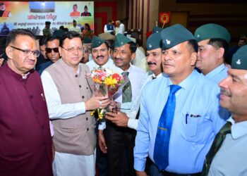 ऑपरेशन सिंदूर की सफलता पर मुख्यमंत्री ने ‘एक संवाद : वीर सैनिकों के साथ‘ कार्यक्रम में किया प्रतिभाग, राज्य में सेवानिवृत्त सैनिकों की ट्रेनिंग के लिए बनाया जाएगा सेंटर : मुख्यमंत्री