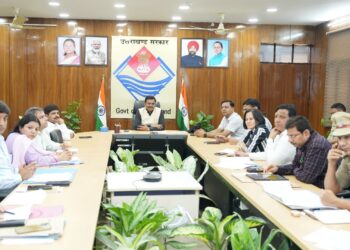 कमर्शियल संस्थानों के बेसमेंट पार्किंग का शत- प्रतिशत उपयोग कराना सुनिश्चित करें: मुख्य सचिव  बेसमेंट में पार्किंग न कराने वाले संस्थानों और संबंधित व्यक्ति पर सख्ती से होगी एनफोर्समेंट की कार्रवाई