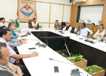 आपदा के दौरान रिस्पांस टाइम को बेहतर करें विभाग-मुख्य सचिव मुख्य सचिव ने मानसून की तैयारियों के संबंध में की समीक्षा बैठक