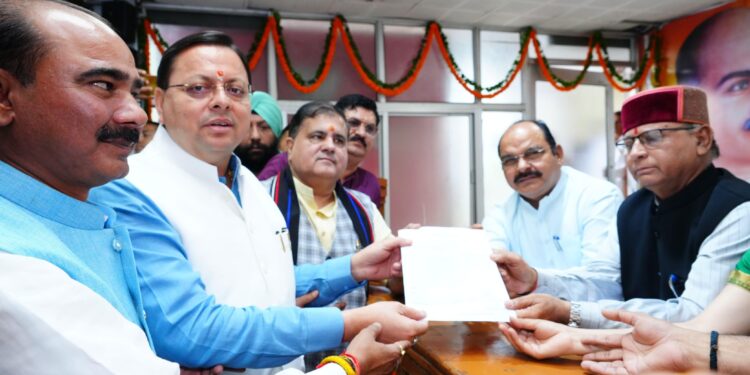 देहरादून से बड़ी खबर: महेंद्र भट्ट का भाजपा प्रदेश अध्यक्ष बनना तय, नामांकन के दौरान मुख्यमंत्री सहित तमाम बड़े नेता रहे मौजूद