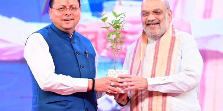 केंद्रीय गृह मंत्री अमित शाह बोले, पारदर्शिता, तीव्रता और दूरदर्शिता के साथ काम कर ही है धामी सरकार रुद्रपुर में आयोजित उत्तराखंड निवेश उत्सव – 2025 में केंद्रीय मंत्री ने राज्य सरकार के प्रयासों को सराहा