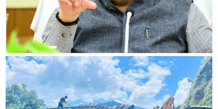 टिहरी में कांवड़ यात्रियों से भरा ट्रक पलटा, मुख्यमंत्री धामी ने दिए त्वरित राहत के निर्देश