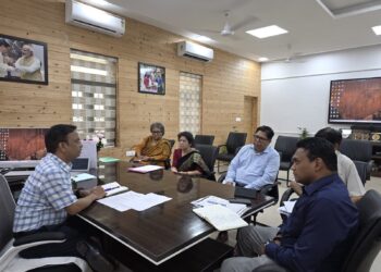 स्वास्थ्य सेवाओं में सुधार के लिए मुख्यमंत्री ने दिए निर्देश,स्वास्थ्य आयुक्त बनाने पर विचार, प्रमुख सचिव मुख्यमंत्री ने मांगा स्वास्थ्य विभाग से विस्तृत प्रस्ताव