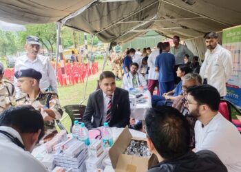 मुख्यमंत्री पुष्कर सिंह धामी के निर्देश पर धराली आपदा में स्वास्थ्य विभाग पूरी तरह मुस्तैद  16 सदस्यीय विशेष चिकित्सा टीम धराली-हर्षिल में सक्रिय, मातली में अब तक 70 से अधिक घायलों का उपचार