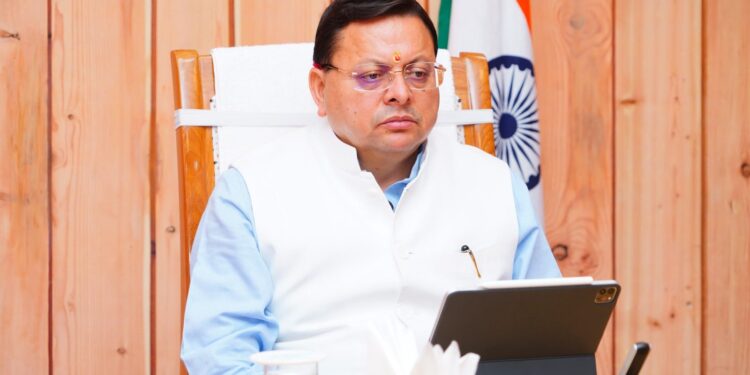 मुख्यमंत्री ने आपदा की दृष्टि से संवेदनशील क्षेत्रों में निर्माण रोकने के दिए निर्देश