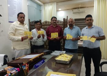 स्पीड पोस्ट से श्रद्धालुओं तक पहुंचेगा श्री बदरीनाथ धाम एवं केदारनाथ धाम का प्रसाद: हेमंत द्विवेदी