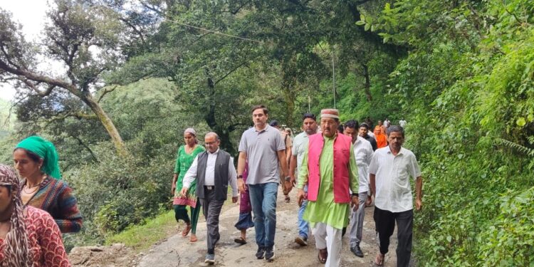 रुद्रप्रयाग आपदा: सौरभ बहुगुणा ने किया स्थलीय निरीक्षण, प्रभावितों को हर संभव मदद का आश्वासन