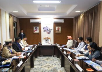 मुख्यमंत्री और मंत्रीगण राज्य के विभिन्न क्षेत्रों में आपदा से हुए नुकसान का जनपदों में जाकर गहनता से समीक्षा करेंगे