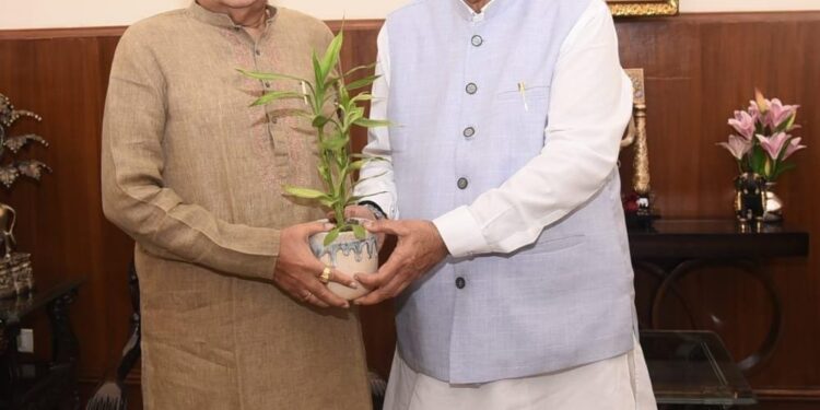 गणेश जोशी ने दिल्ली में नितिन गडकरी से की मुलाकात, मसूरी में टनल निर्माण का किया आग्रह