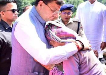 मुख्यमंत्री ने चमोली जिले के आपदा प्रभावित क्षेत्रों का किया निरीक्षण,प्रभावितों का दुःख साझा करते हुए हरसंभव सहायता का दिया भरोसा