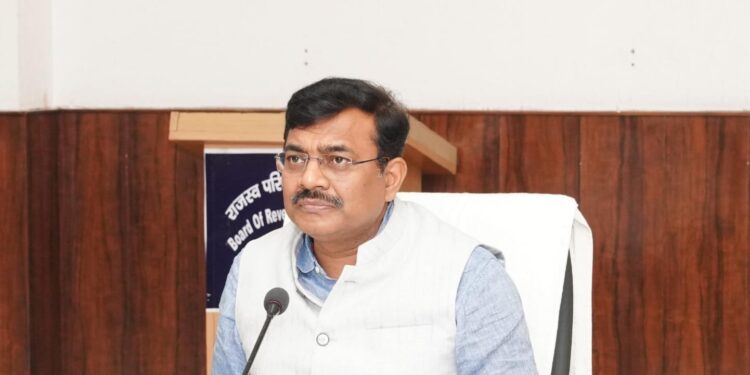 राजस्व परिषद का बड़ा निर्देश: धारा 34 व 143 के लम्बित वादों को 3 माह में निपटाने के लिए चलाएं अभियान, अनियमितता पर होगी विभागीय कार्रवाई