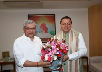 रेल मंत्री अश्विनी वैष्णव ने धामी के अनुरोध पर दी 3 अहम परियोजनाओं को हरी झंडी; देहरादून-हरिद्वार होंगे आदर्श स्टेशन।