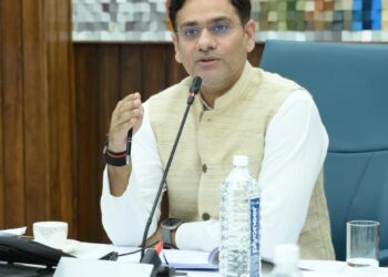 रुद्रप्रयाग: प्रभारी मंत्री सौरभ बहुगुणा ने ली आपदा से क्षतिग्रस्त परिसंपत्तियों की समीक्षा बैठक, दिए आवश्यक दिशा-निर्देश