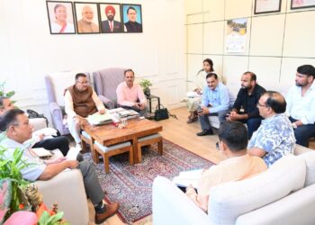 गणेश जोशी ने लोक निर्माण विभाग के अधिकारियों को चेताया: ‘सड़क कार्यों में लापरवाही बर्दाश्त नहीं’