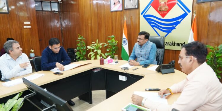 इंदिरा मार्केट व आढ़त बाजार के कार्यों में लायी जाए तेजीः मुख्य सचिव,देहरादून शहर में अंडरग्राउण्ड पार्किंग की सम्भावनाएं तलाशी जाने के दिए निर्देश